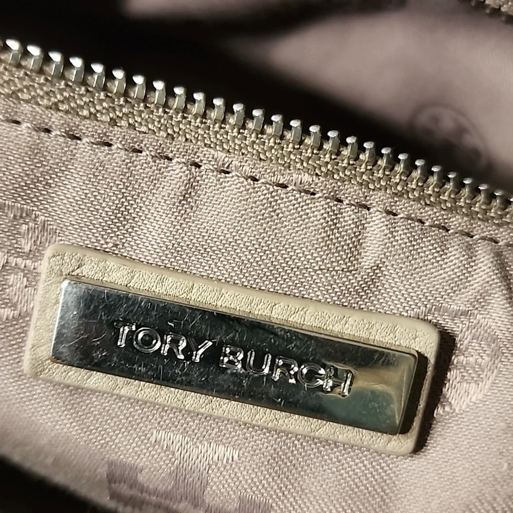 Tory Burch Thea Convertible Tote Bag in French Gray Pebbled Leather
